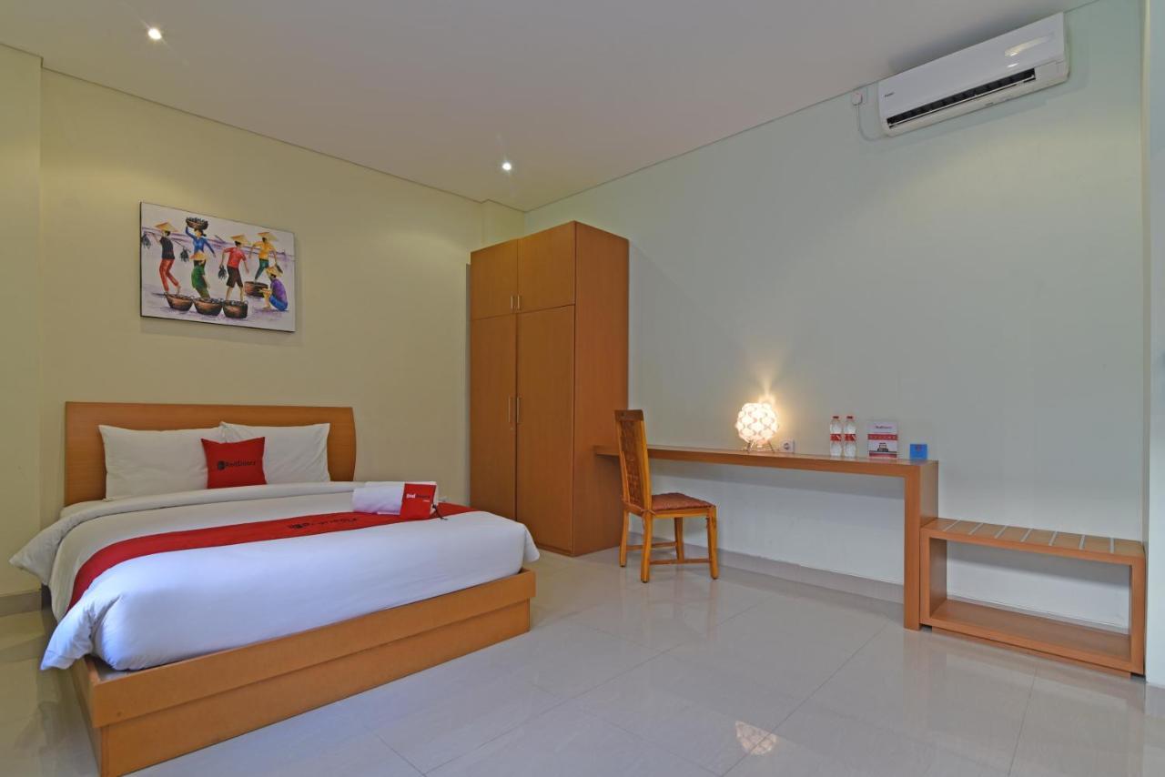Reddoorz Plus @ Mahendradatta Denpasar ภายนอก รูปภาพ
