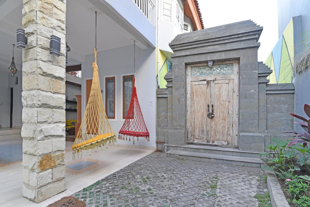 Reddoorz Plus @ Mahendradatta Denpasar ภายนอก รูปภาพ
